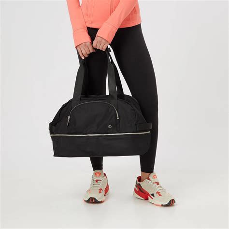 lululemon city adventurer duffle